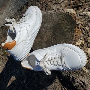 Voile Blanche Fashion Sneakers Size 8